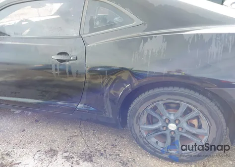 2015 Chevrolet Camaro 2Ls из США, поврежденный, VIN 2G1FB1E32F9112996